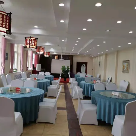 Jinhao Holiday Hotel