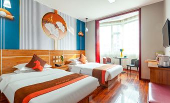 Junyi Chain Hotel (Taiyuan Liuxiang West Square Railway Station Metro Station Branch)