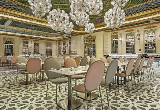 6. 호텔 알렉산드라..