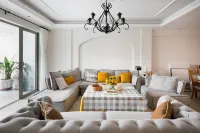 Nancy's Lanxi Riverview Beauty Hotel (Chongqing Jiefangbei Hongyadong Branch)