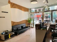 Xinxin Ying Hotel (Huaiji Chengbei Passenger Transport Terminal Shop)