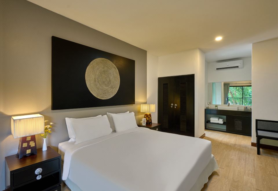 2. 나이양 비치 리..