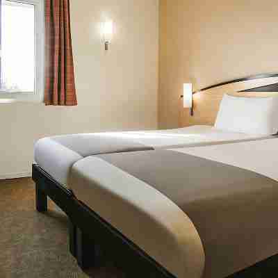 Travelodge Chesterfield Town Centre Rooms