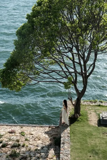 LIUBAI CUNSHU Seaview Resort Hotel