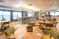 Northampton Town Centre - breakfast
