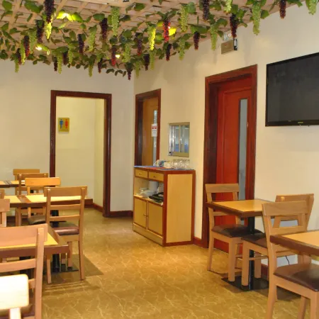 Dragon Home Inn