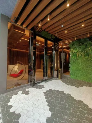HOTEL LEISURE Kaohsiung فنادق في 