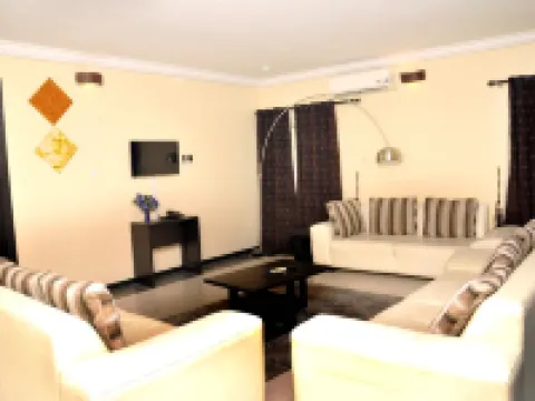 DWELL LUXURY APARTMENTS Hotels in Maitama