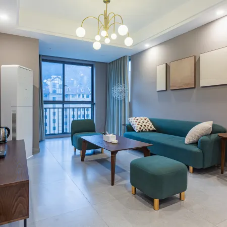 Xiuhe Hot Spring Holiday Hotel