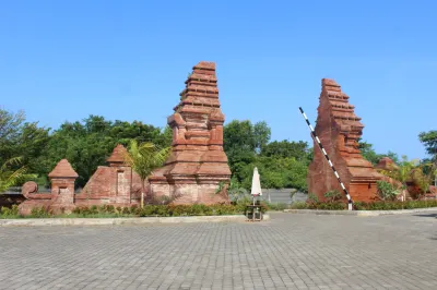 ONO JOGLO RESORT AND CONVENTION Hotel dekat Mifta Sangkar Jepara