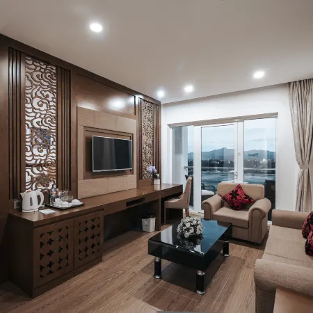 Gold Coast Hotel Resort & Spa