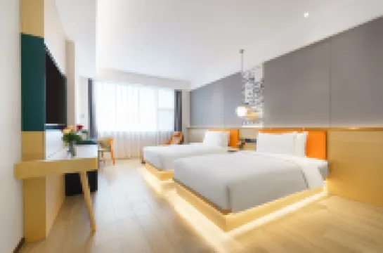 โรงแรม Ibis (จัตุรัสวัฒนธรรม เม่าหมิง)