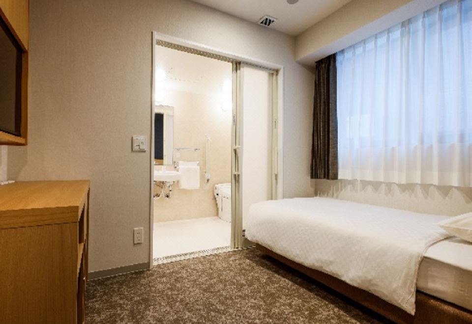 2. 오사카 플럼 호..