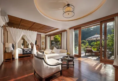 The Kayon Jungle Resort (Adult Only) Hotel dekat Gayor & Dekorasi