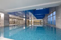 HUALUXE Hotels and Resorts LESHAN - Pool