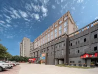 HanTing Hotel (Xiamen Jimei Guankou Zhong Road) Hotels near Fengjinghu Park