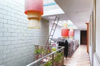 星際客棧 岐山住宿飯店
