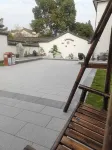 Taohuatan Luxiang Inn - Inns