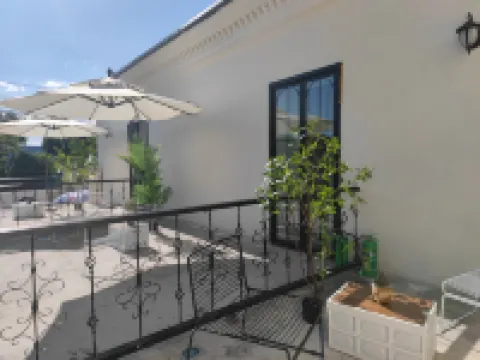 Turksville Huasu (Bayancheng Branch)