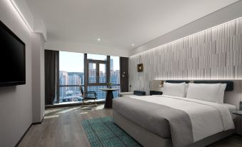 Xining Haihu New District Wanda Moments Hotel