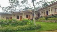 Villa Alam Flores Mbohang Ruteng Mitra RedDoorz Hotel dekat Golo Lusang Manggarai