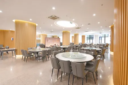 The Max Hotel Отели рядом с достопримечательностью «Lishui University Vocational and Technical College»