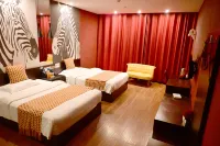 Fang County Jinyue Collection Hotel