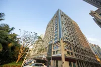 Chenhui Business Hotel (Hainan International Convention and Exhibition Center) Отели рядом с достопримечательностью «Новая гавань гавани, Хайкоу»