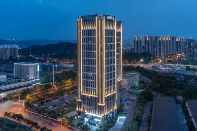 Ease Hotel · Zhi (Yichang Huoche Dongzhan Qiche Keyun Zhongxinzhan) Hotels near Yichang Sanxia Airport