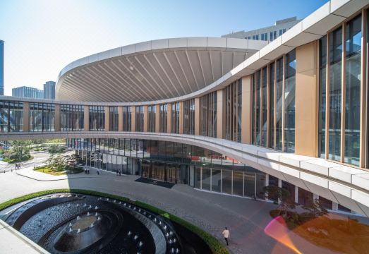 2. 상허 젠궈 호텔..