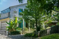 Tengchong Ginkgo Village Jiangdong Ginkgo Courtyard Hotels in Ginkgo Village