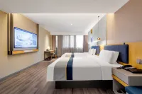 Homeinn Selected Hotel (Urumqi Convention Wuyue Plaza) 수이모거우구 호텔