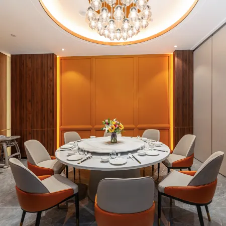 Rezen Hotel Burqin