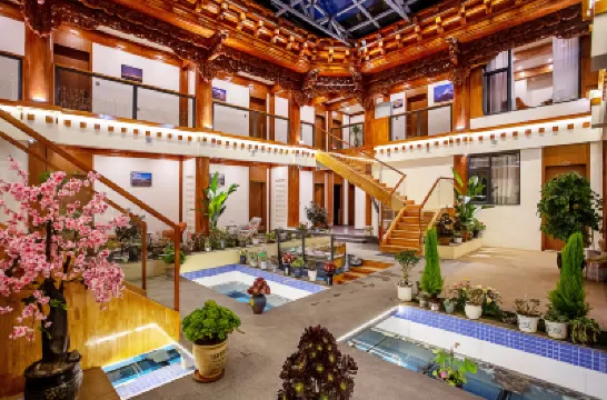 Namu Zhuo Manor - Oxygen-Equipped Courtyard Room Hotels near Yueguang Plaza