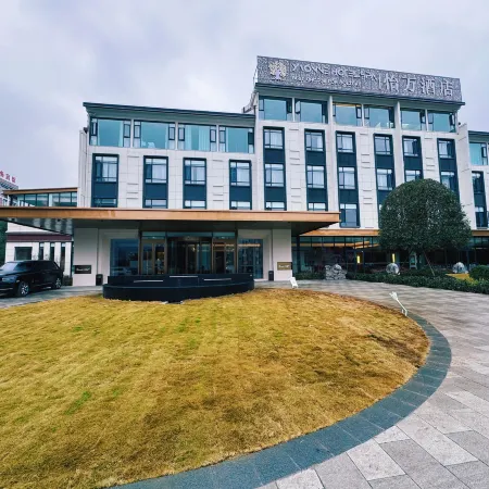 Yvonne Hotel