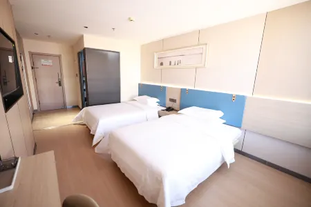 Qitian Collection Hotel (Jinchang Wenhuajie) Отели рядом с достопримечательностью «Gansu Vocational and Technical College of Nonferrous Metallurgy»