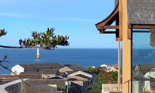 Left Bank Qinglan Sunrise Sea View Manor