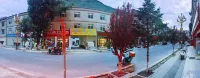 Lhozhag Zhongliang Hotel