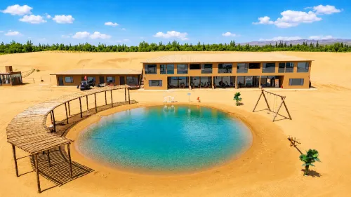 Zhongwei Shapotou Tengger Desert Camping Hotel