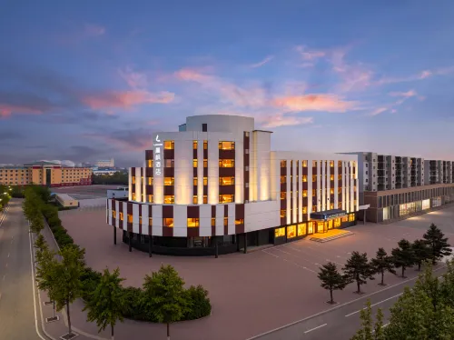 Lavande Hotel (Jinzhou Bijia Mountain Scenic Area)