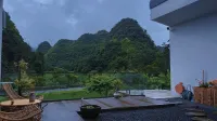 興義市萬峰林聽澗民宿 - 溫泉