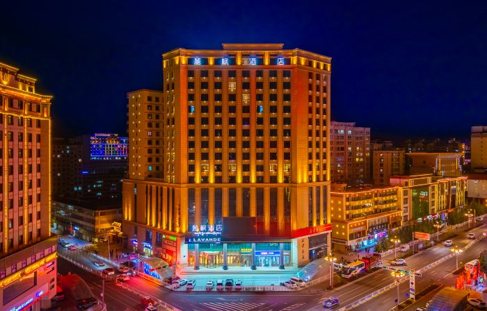Lavande Hotel (Hezuo Shambhala Cultural Plaza)