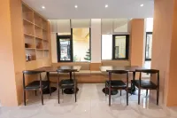 Puzhehei Suqi Homestay - พร้อมอาหารเช้า