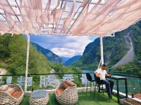 Jingxiu Lakeside Home Hotel - Bintang 2