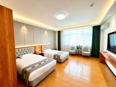 Ningjin Wanhong Holiday Hotel
