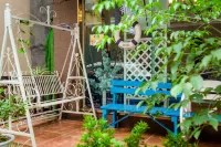 Aiqing Coast Hotel (Emeishan Baoguo Temple Tourist Center)