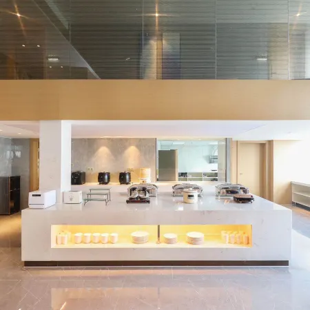 Qingmu Select Hotel (Jurong Baohua Xianlin Avenue Yuanboyuan Branch)