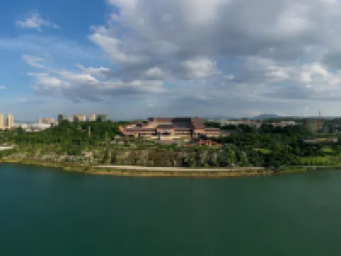 Wyndham Baise Resort Hotel a Baise