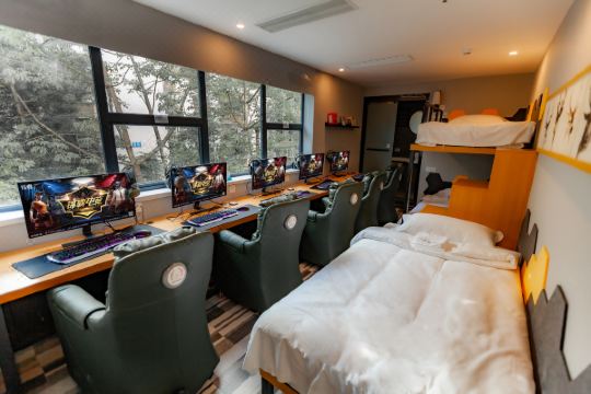 锦囊青年酒店(深圳南油地铁站店)