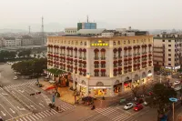 International Milan Hotels near Deqing West Railway Station